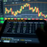 Chart displaying different forex brokerage fee structures across Indian trading platforms